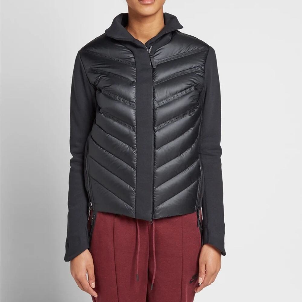 Nike Women's Tech Aeroloft Bomber Down Jacket in Black Small